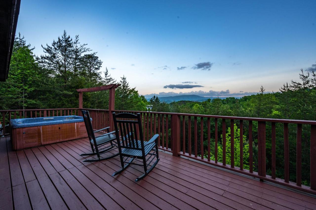 Private Mountain Cabin, Hot Tub Escape In The Smokies, With The View เซอเวียร์วีล ภายนอก รูปภาพ