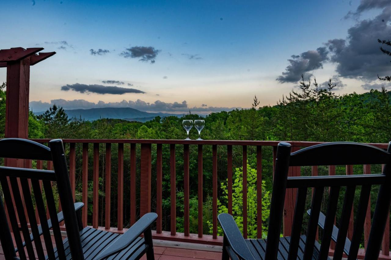 Private Mountain Cabin, Hot Tub Escape In The Smokies, With The View เซอเวียร์วีล ภายนอก รูปภาพ