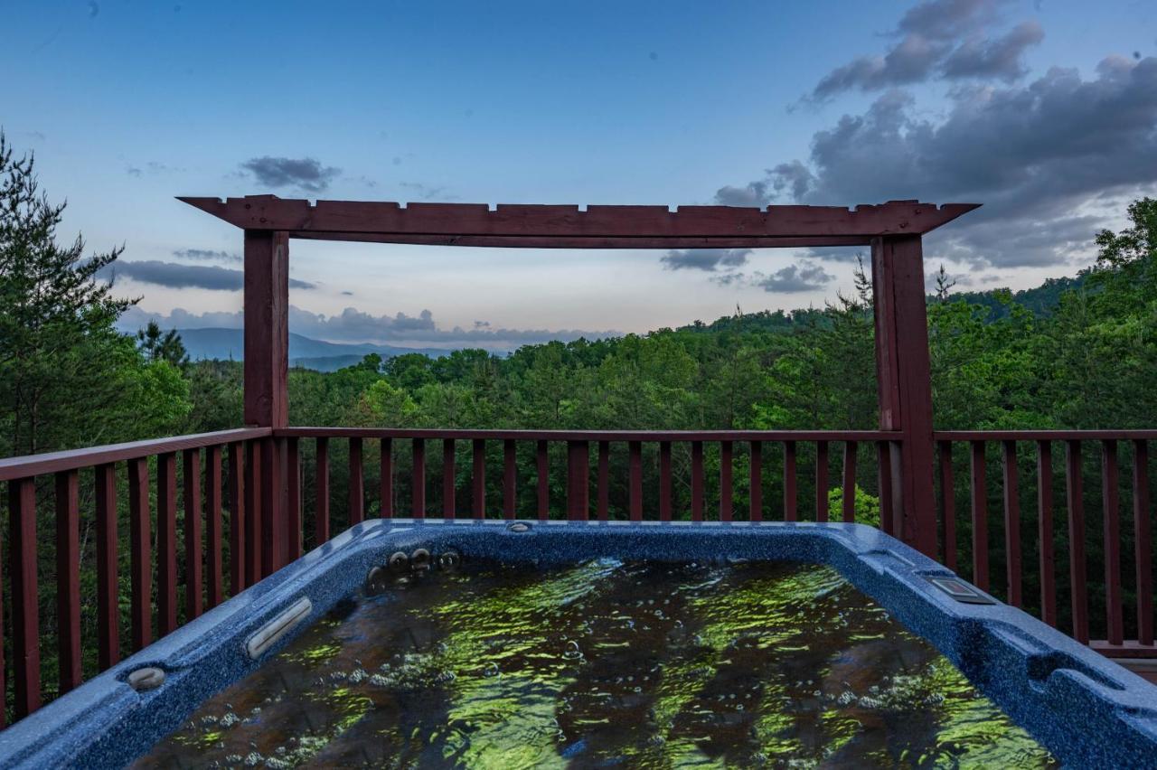 Private Mountain Cabin, Hot Tub Escape In The Smokies, With The View เซอเวียร์วีล ภายนอก รูปภาพ